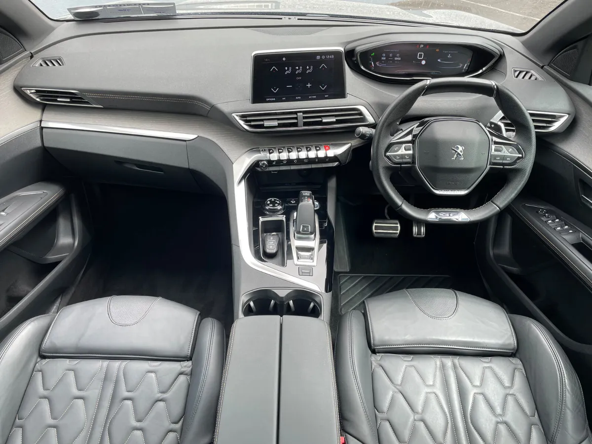 GT LINE-2.0-AUTO-SUNROOF-APPLE PLAY-LEATHER-270TAX - Image 3