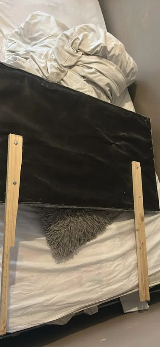 Bed - Image 3