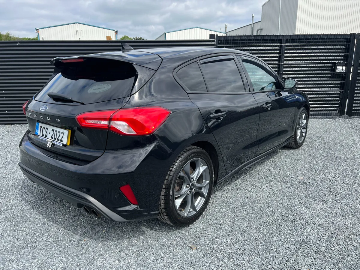 2019 Ford Focus 1.5 TDCI ST-LINE  120BHP - Image 3