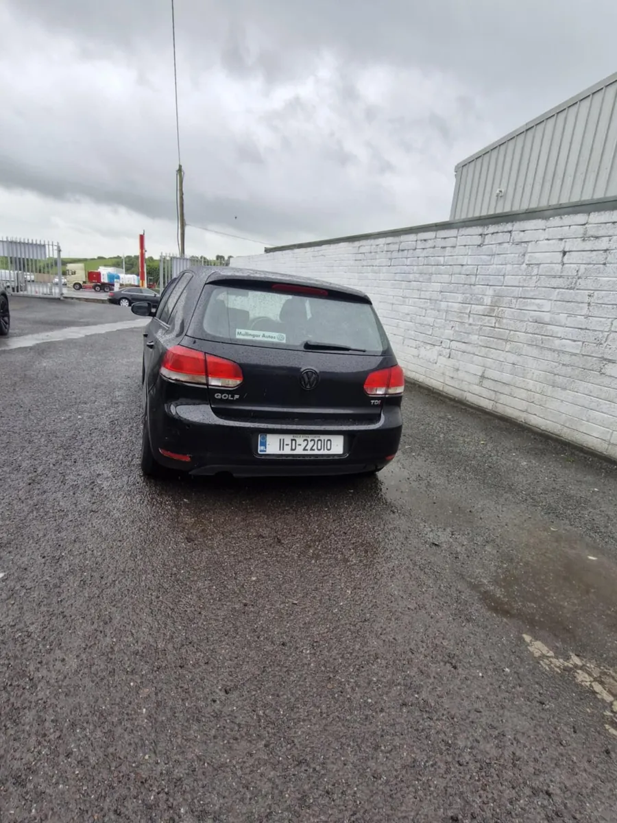 2011 Vw golf 1.6tdi nct €2850 - Image 3
