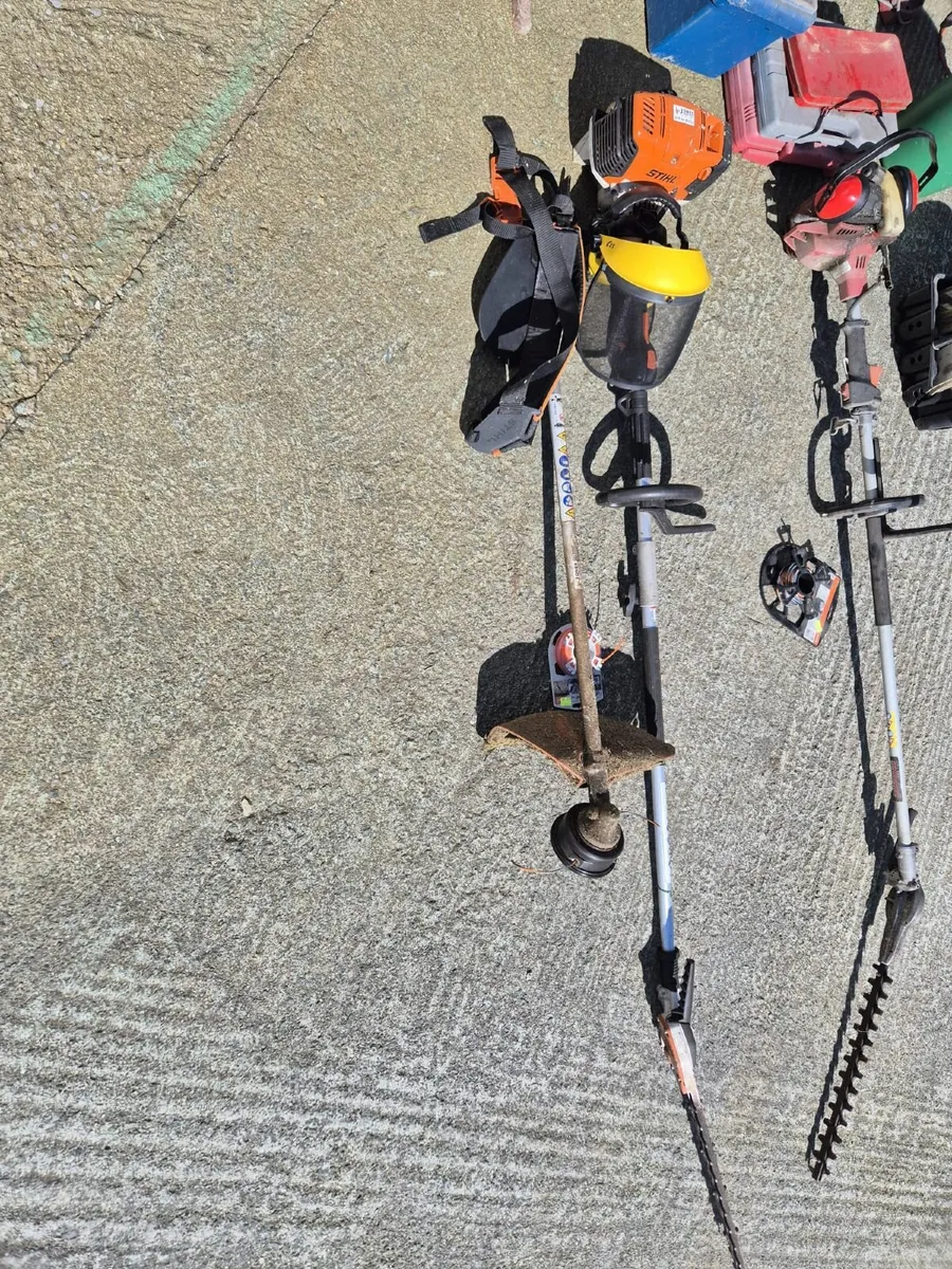 Chain saw - Image 2