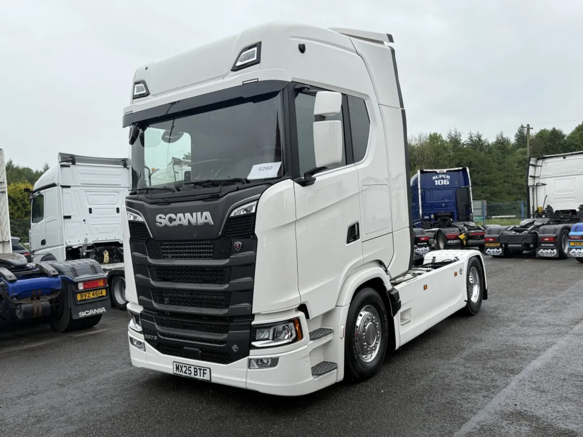 2025 (25) SCANIA 590S Highline - Image 1