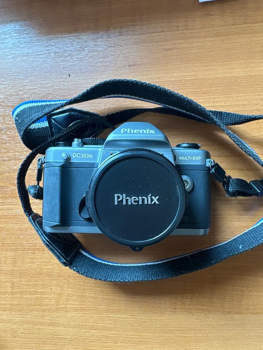Phenix DC303n film camera with flash - Image 1