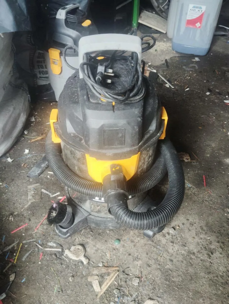 Titan Wet & Dry Vac - Image 1