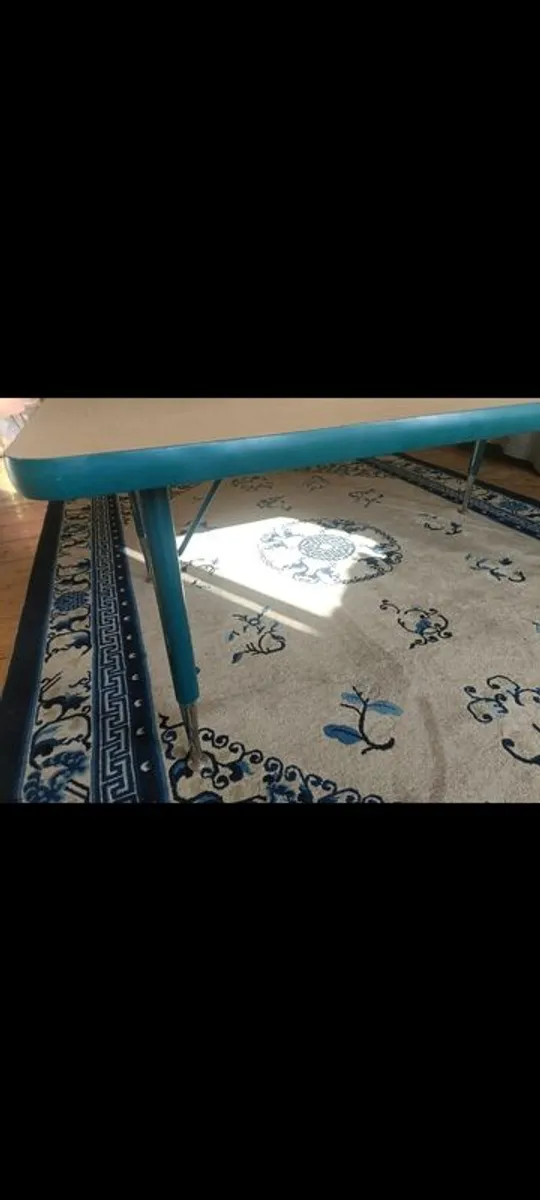 table - Image 3