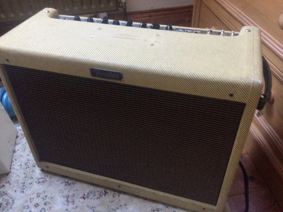 Fenders blue deluxe reissue (Amplifier)