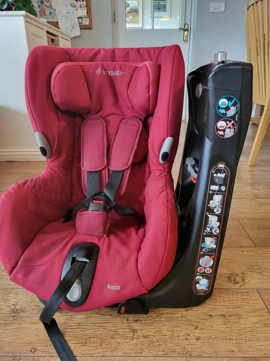 Maxi Cosi Axiss swivel car seat - Image 4