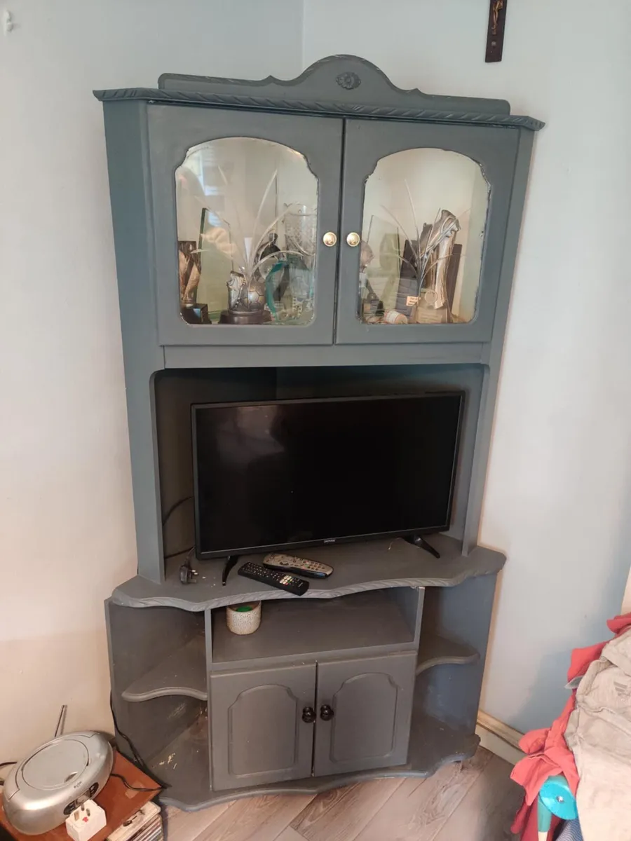 FREE Corner cabinet, Kitchen table - Image 1