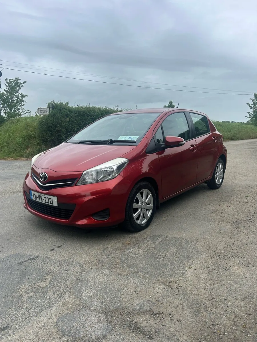 2013 Toyota Yaris 1.3vvti - Image 2