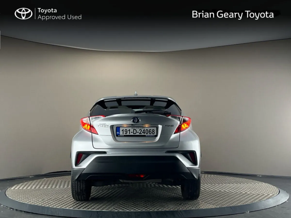 Toyota C-HR C-HR HYBRID SPORT - Image 4