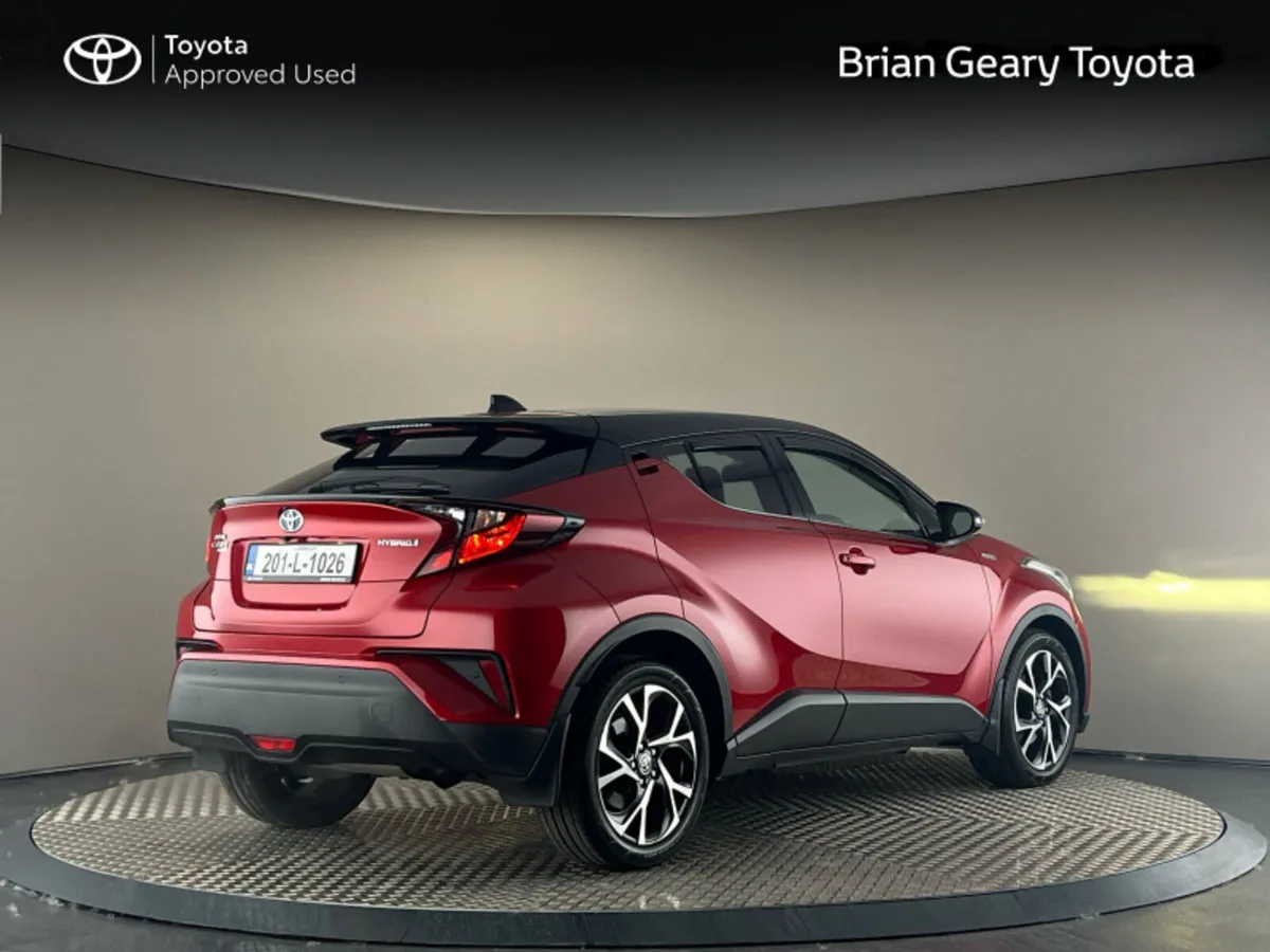 Toyota C-HR HYBRID SPORT - Image 2