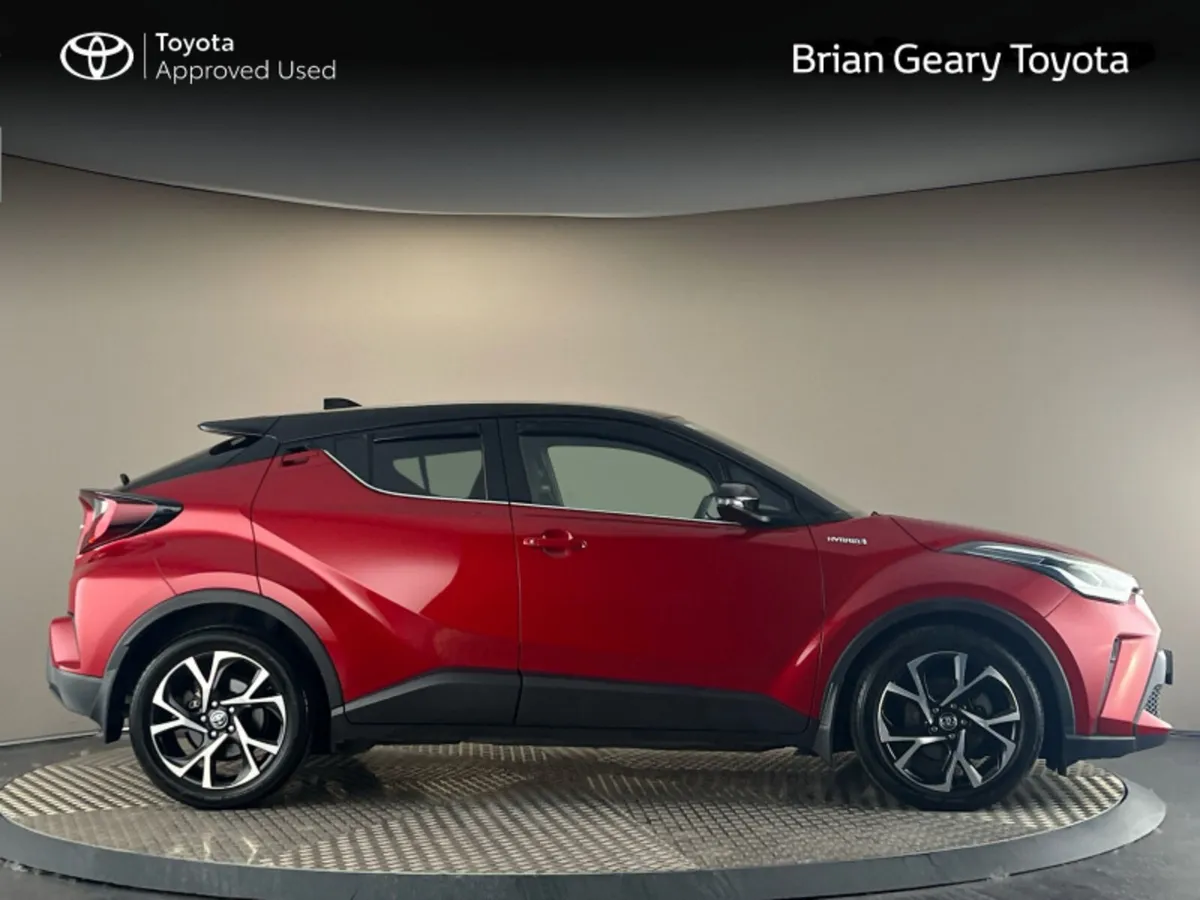 Toyota C-HR HYBRID SPORT - Image 3