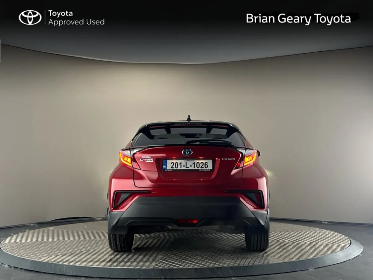 Toyota C-HR HYBRID SPORT - Image 4