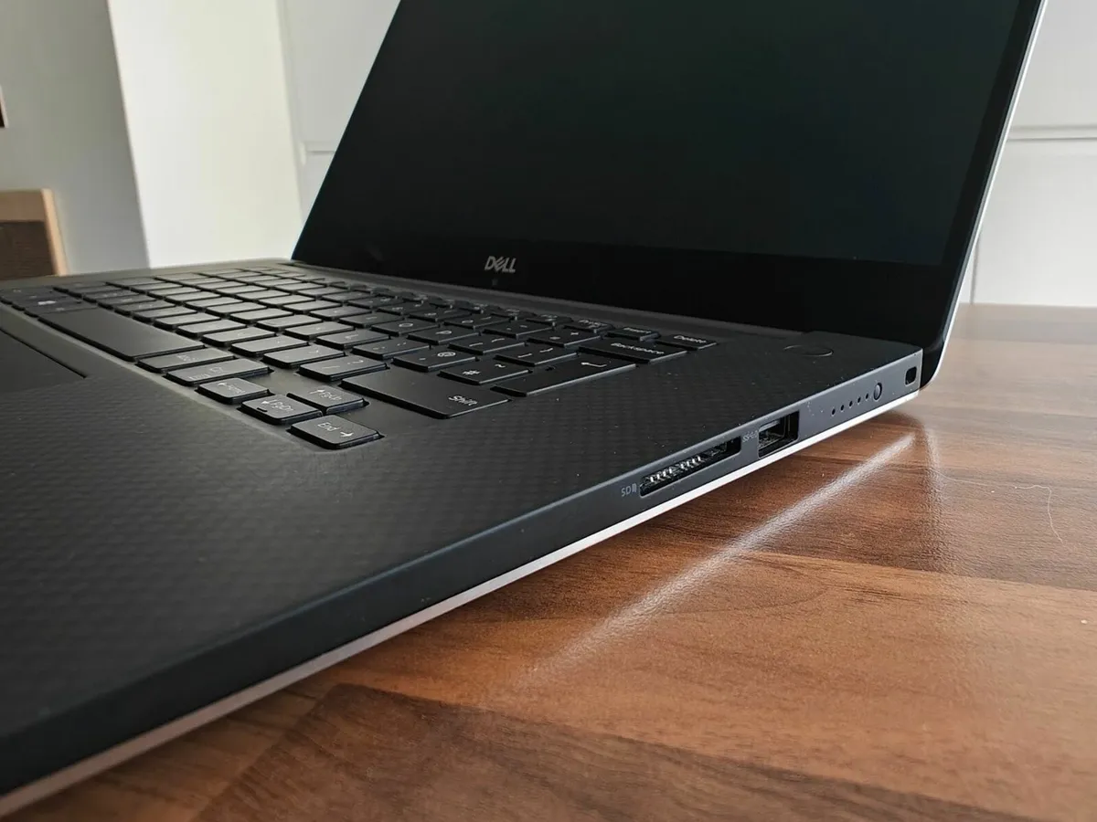 Dell Precision 5530 | i7 | 16GB | 252GB | 15.6" 4K - Image 4