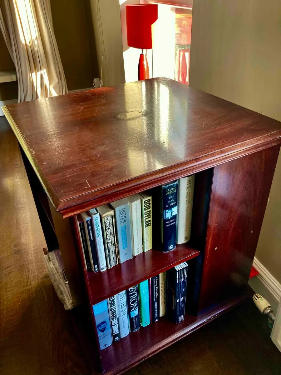 rotating mahogony book shelves