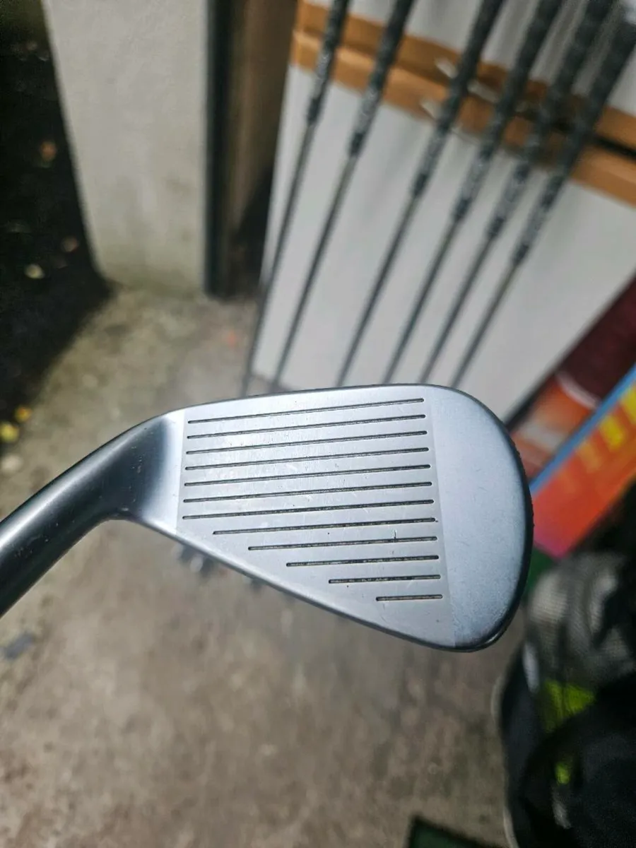 Mizuno JPX 923 Tour 4 to PW - Image 3