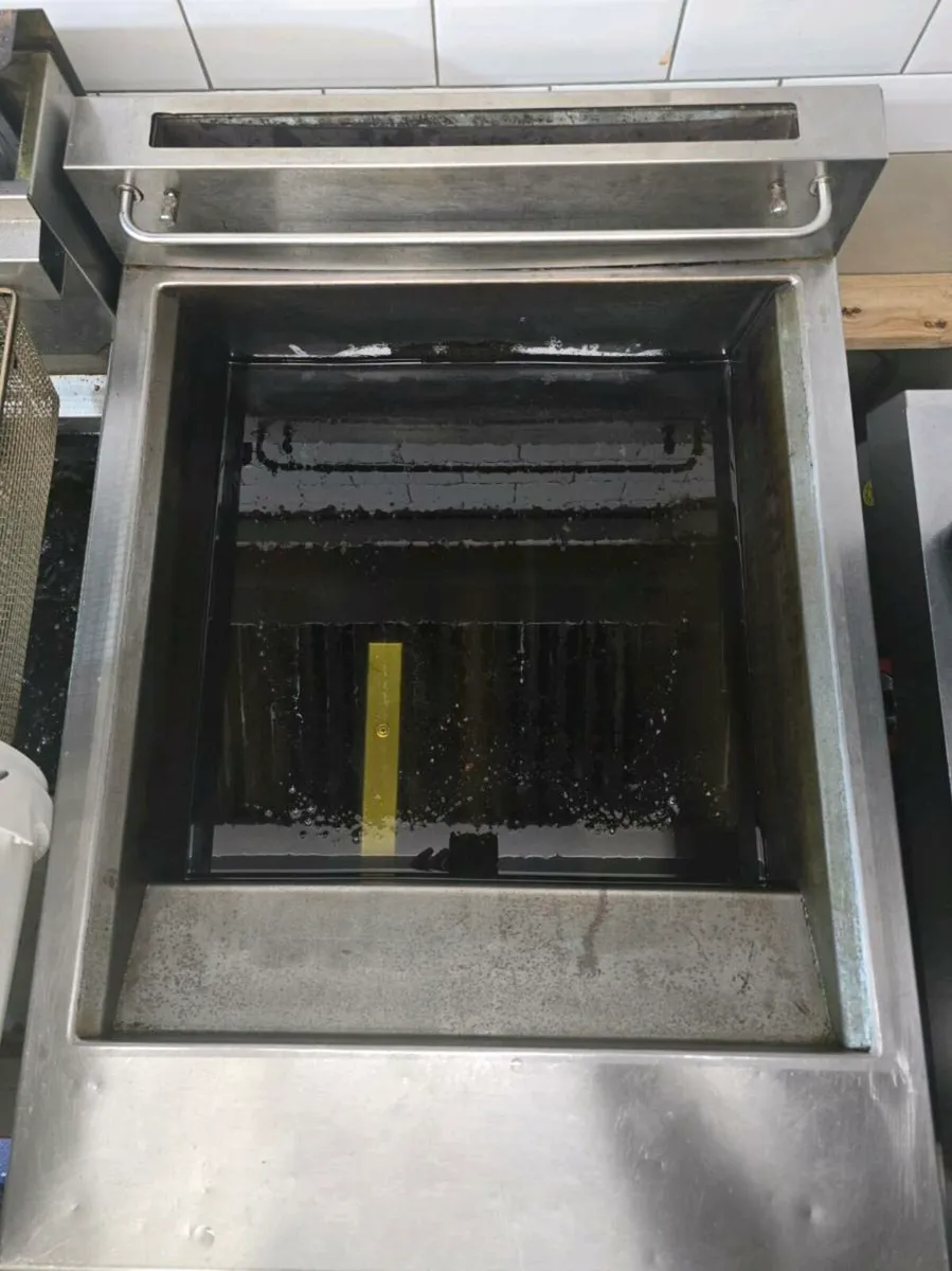 Kebab Machine and Fryer - Image 3
