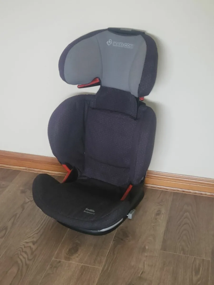 Maxi Cosi Rodifix (Grp 2-3) Carseat - Image 2