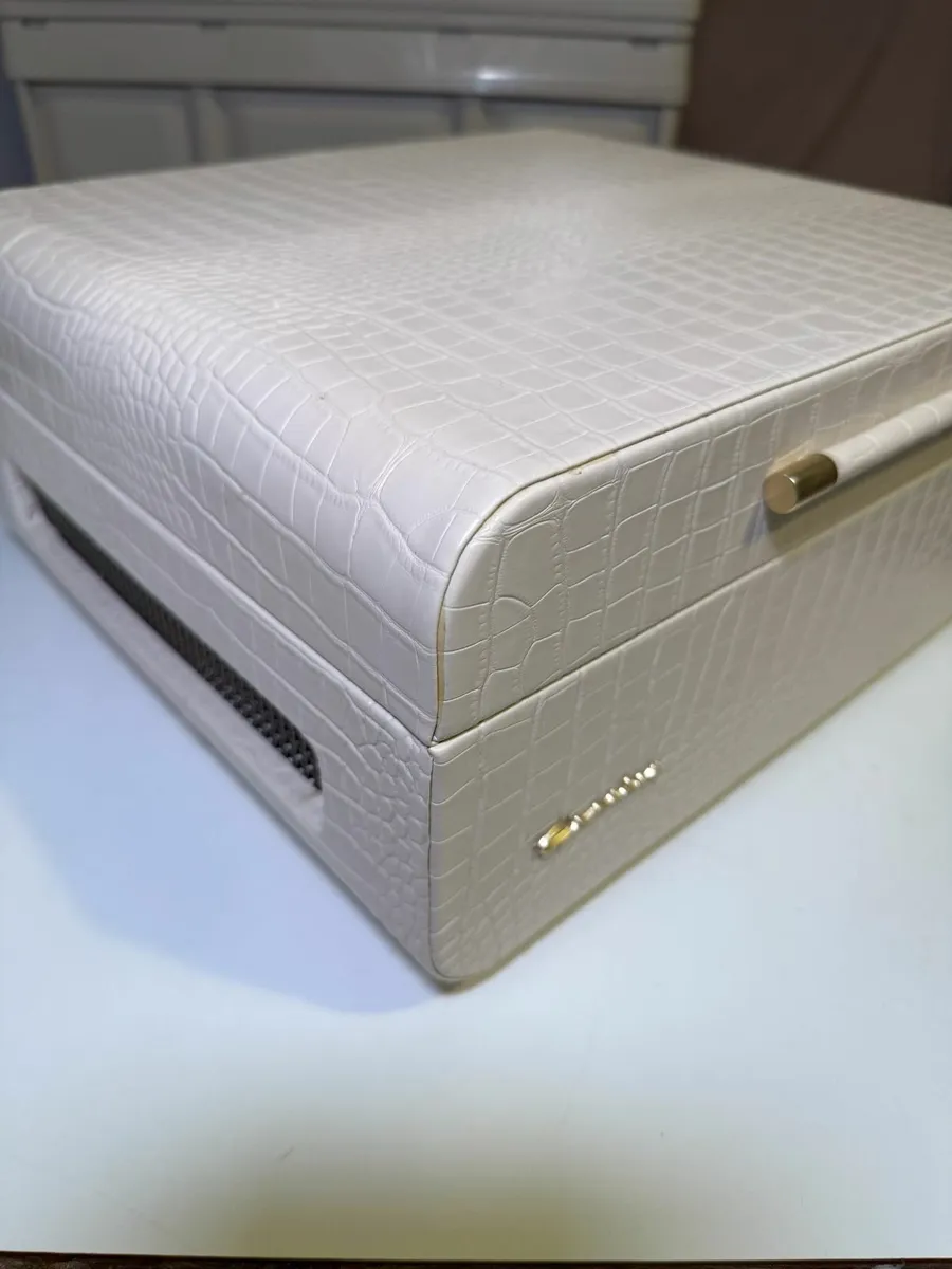 New Vinyl Bluetooth record player - Crosley - Image 3