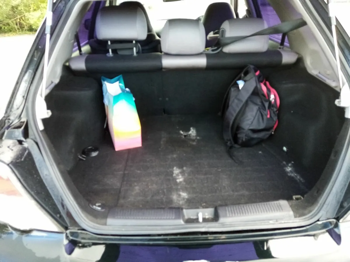 Subaru Impreza 2009 - Image 2