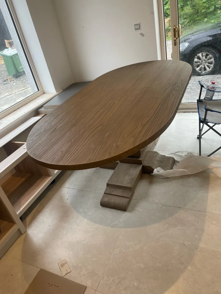 Dining table - Image 4
