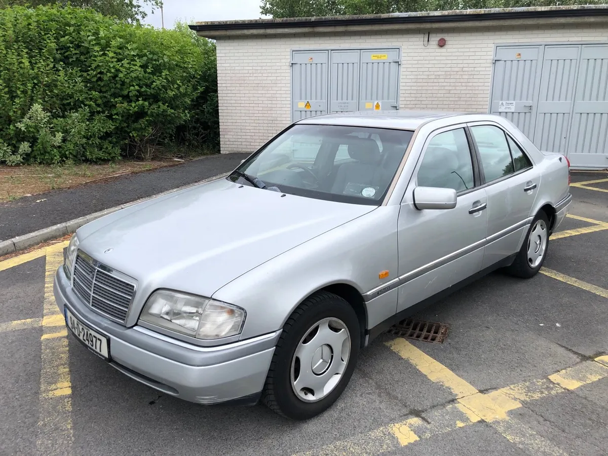 Mercedes C180 1994 (Irish car) - Image 1