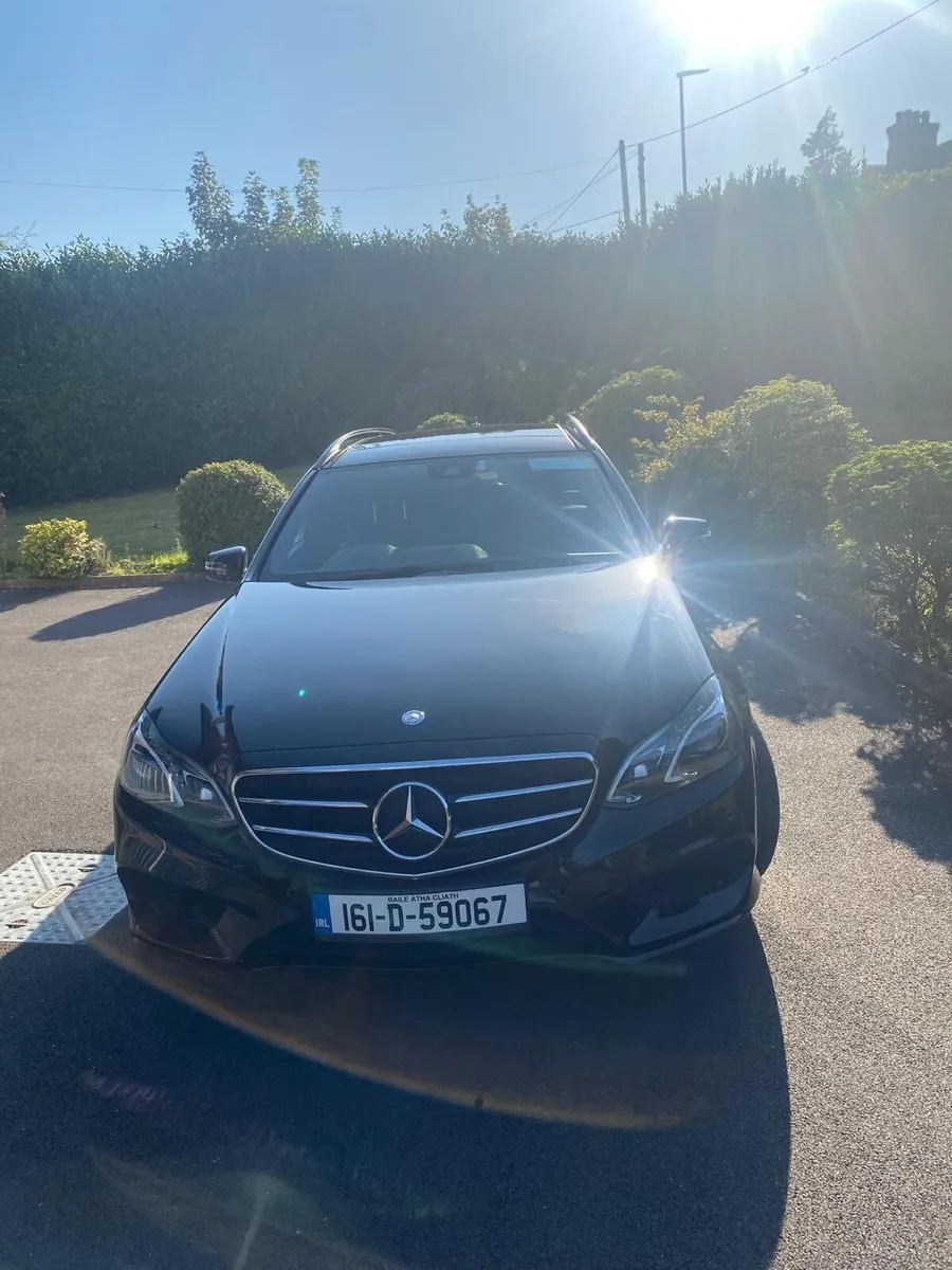 Mercedes Benz E220 CDI - Image 1