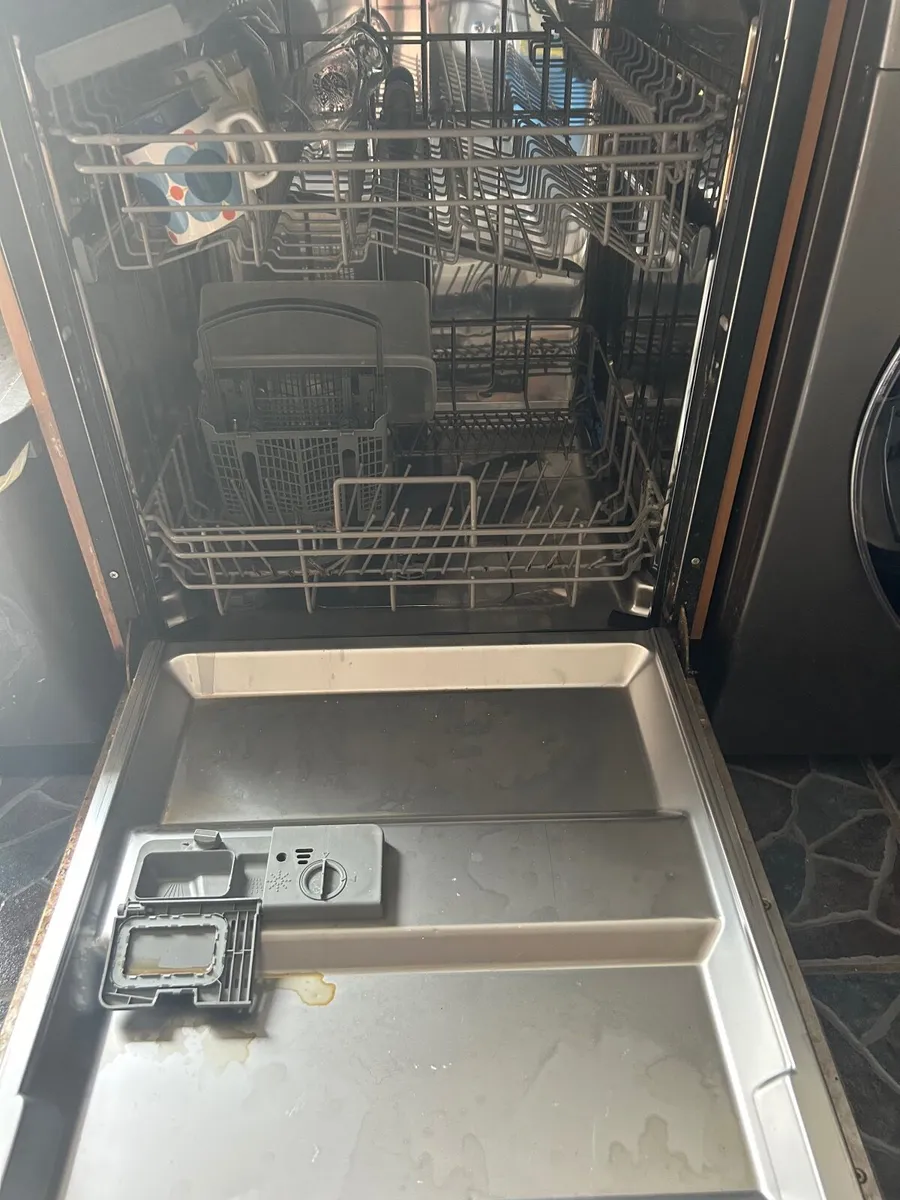 Fridge Freezer & Dishwasher - Image 2