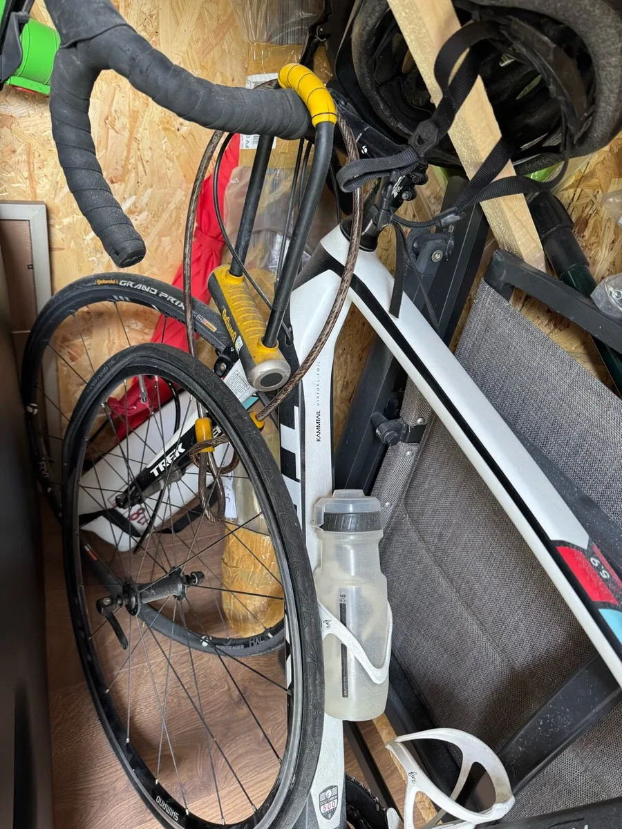 Trek Madone 5.9 - Image 1