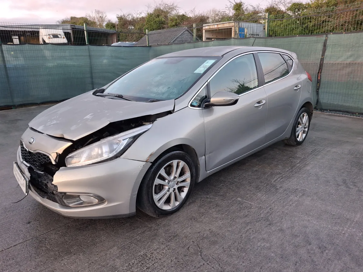 2013 Kia Ceed 1.6L Diesel - Image 2