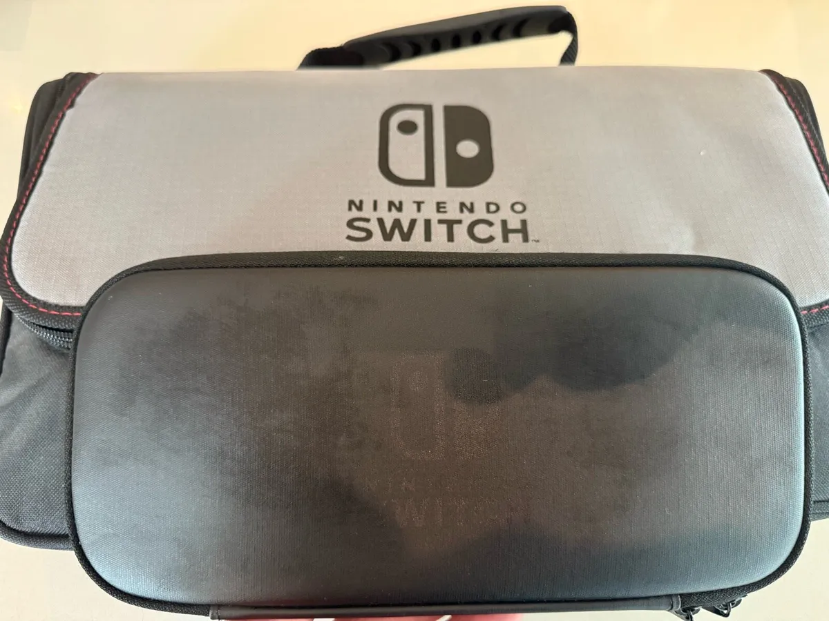 Nintendo Switch - Image 2