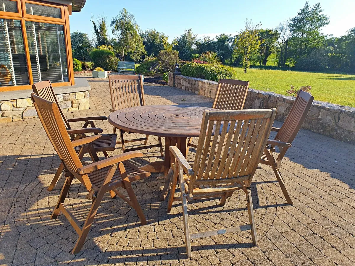 Garden Furniture Set –Table + 6 Reclining Chairs - Image 2