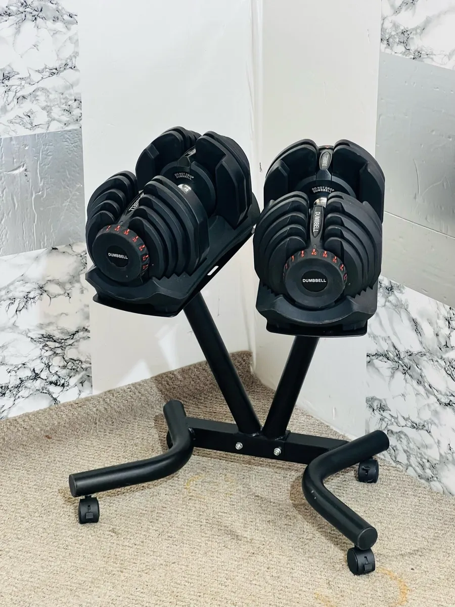 40 X KG ADJUSTABLE DUMBBELLS WITH STAND - Image 1