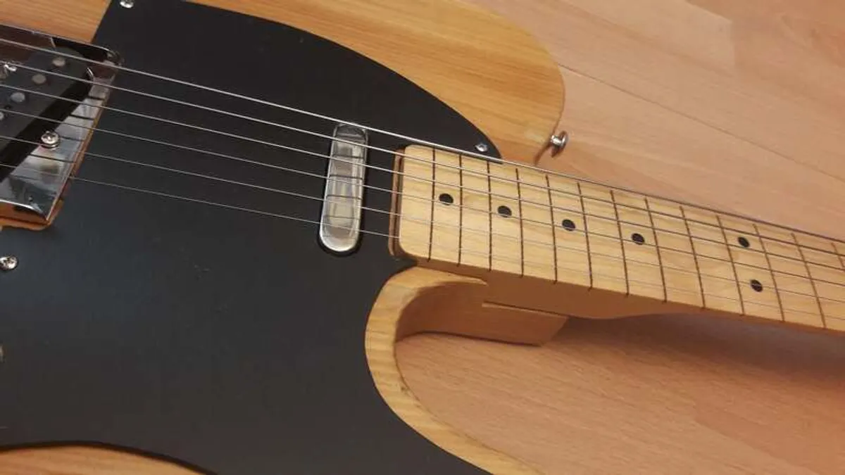 Fretless Partscaster - Image 2