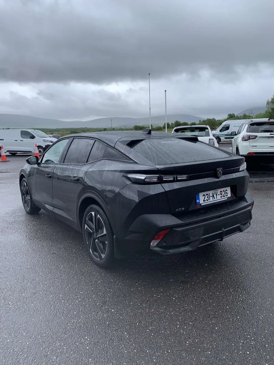 Peugeot 408 2023 - Image 4