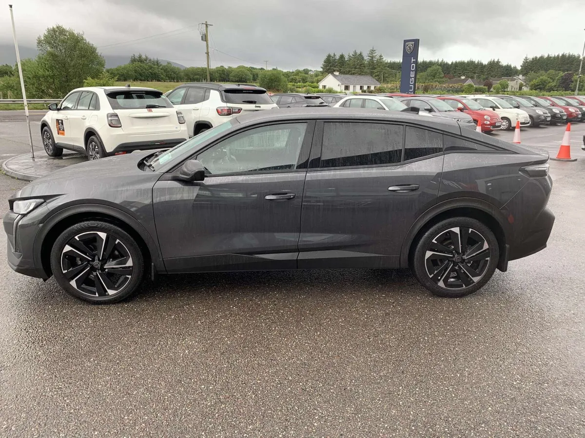 Peugeot 408 2023 - Image 3