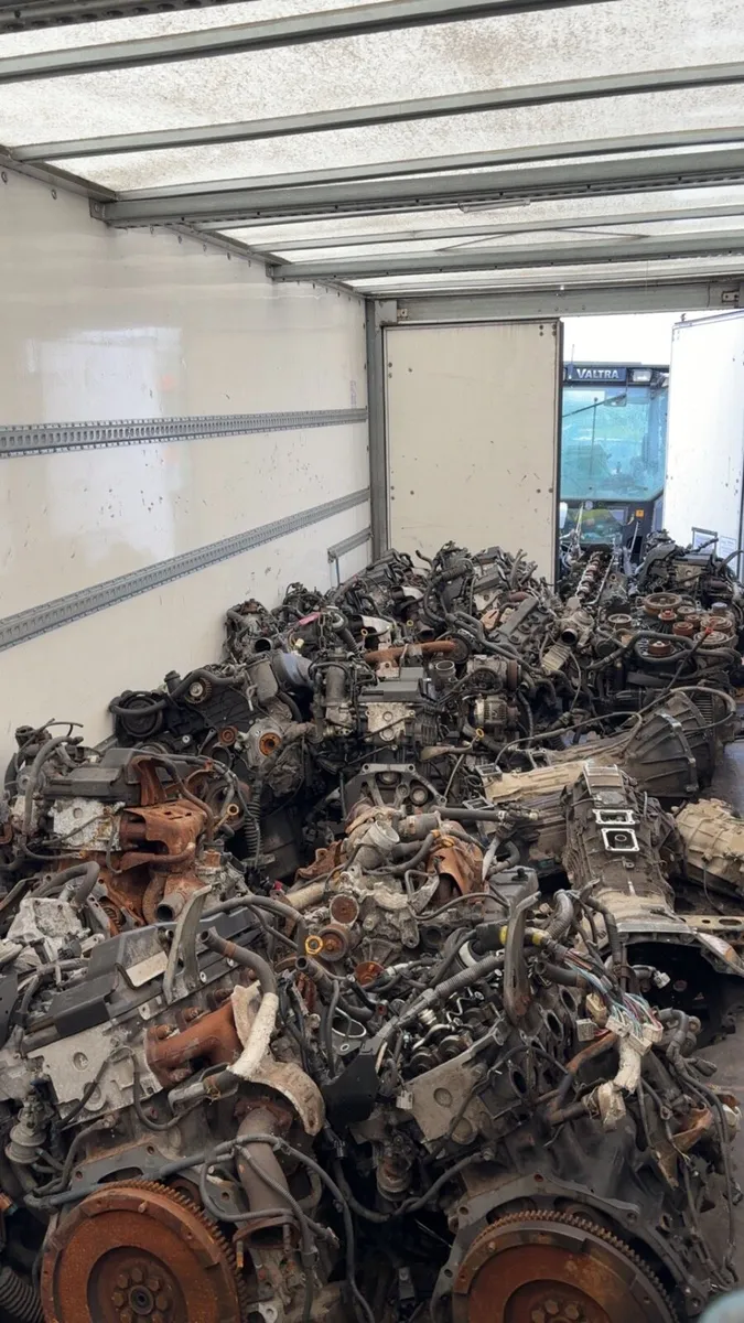 Used Landcruiser engines - Image 1