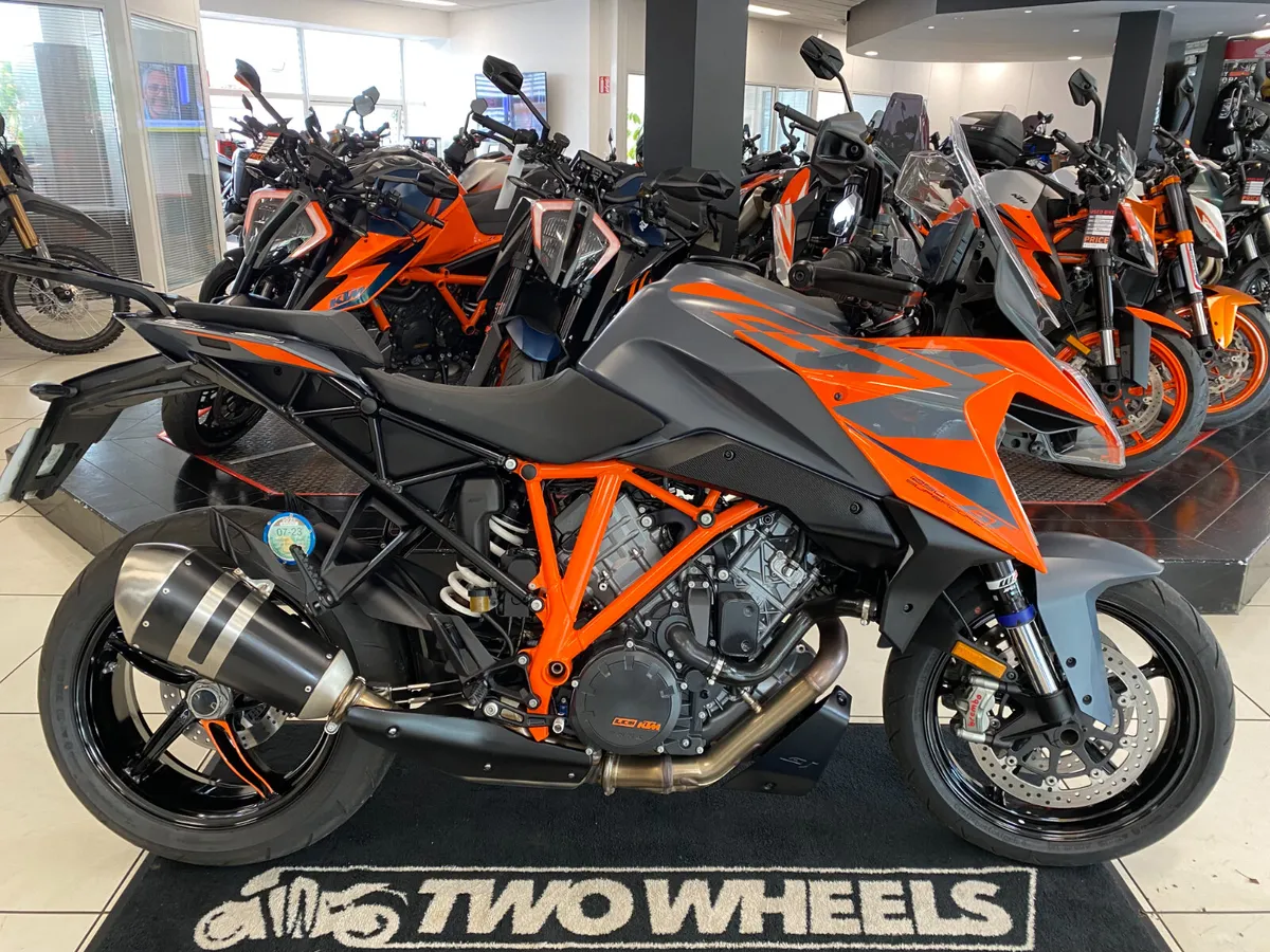 KTM 1290 Super Duke GT - Image 1