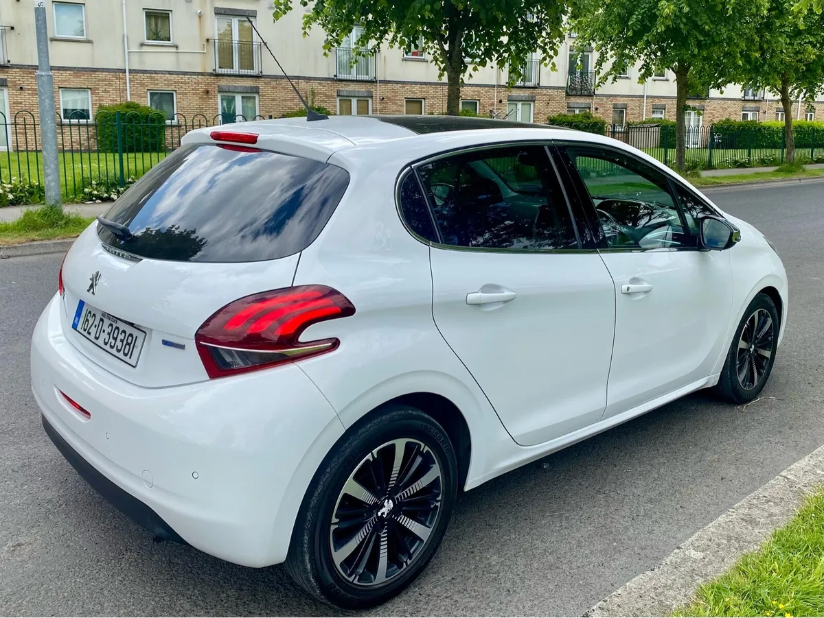 Peugeot 208,Allure Premium,1.2petrol,new NCT! - Image 3