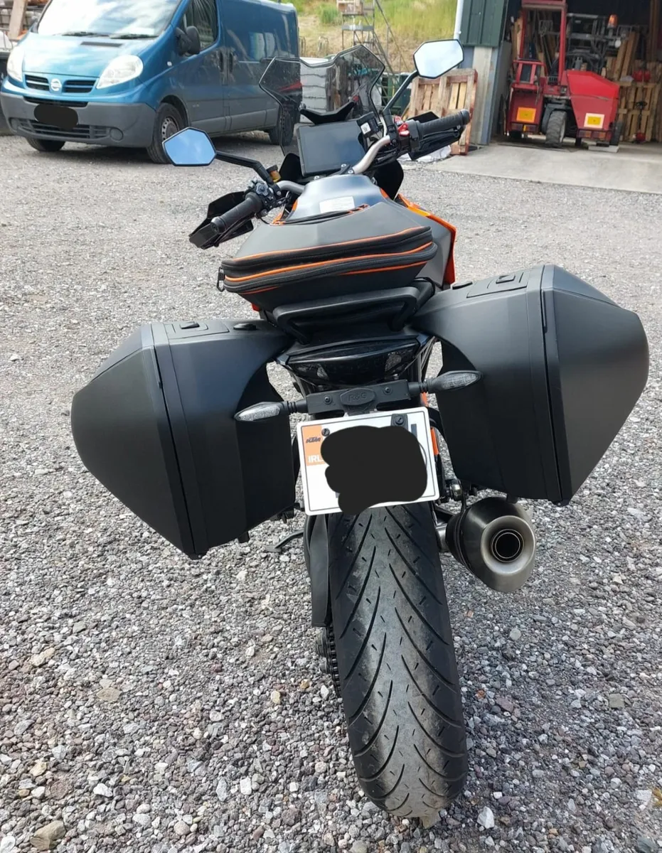 KTM 1290 Superduke GT - Image 4