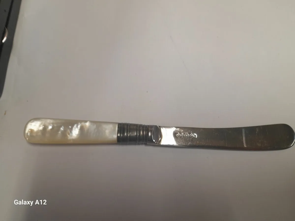 Vintage box silver plate tea knives - Image 2