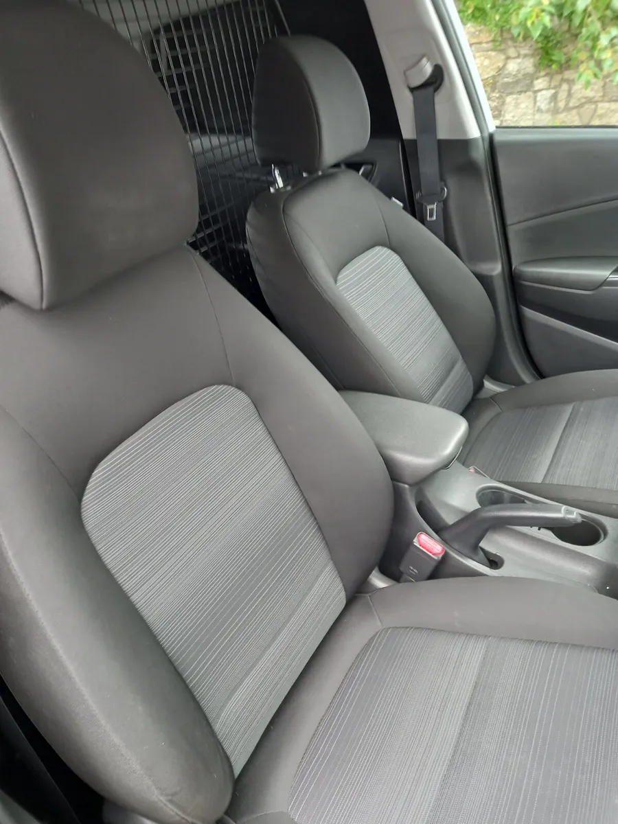 2019 Hyundai KONA Van 1.6 Diesel - Image 3