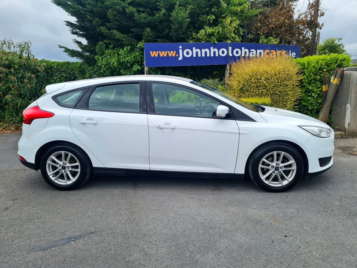 Ford Focus // AA APPROVED DEALER // - Image 2