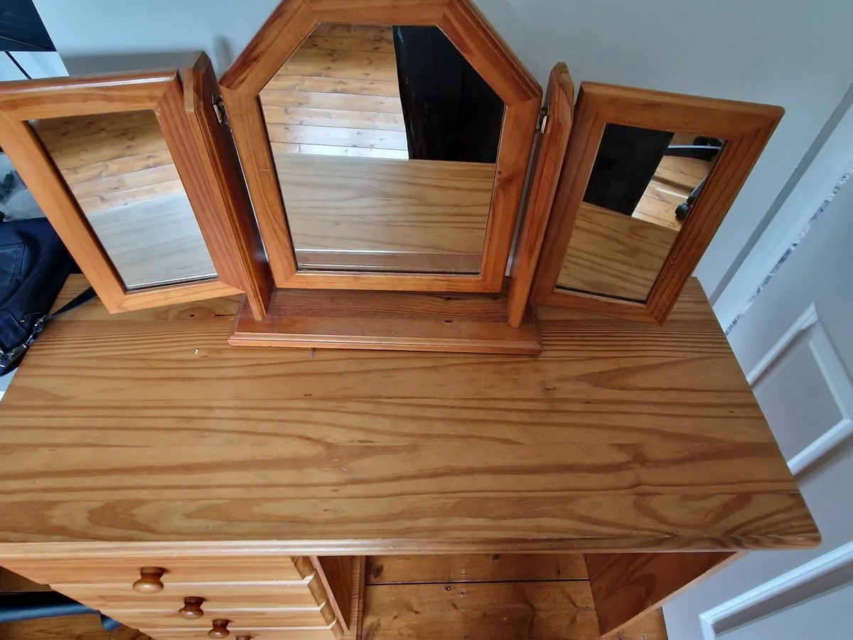 Dressing Table - Image 1