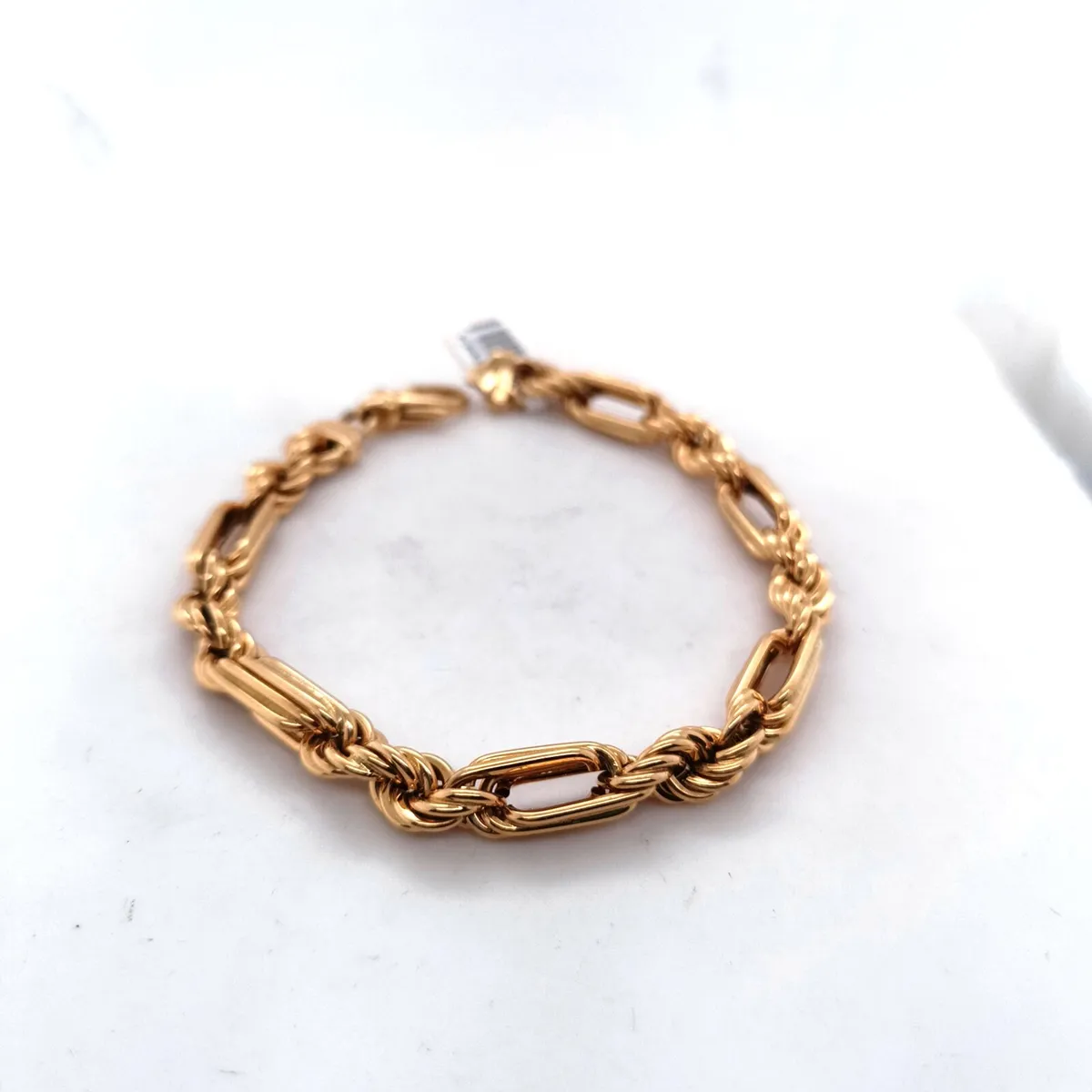 18k Gold Bracelet, Patent Design - Image 4