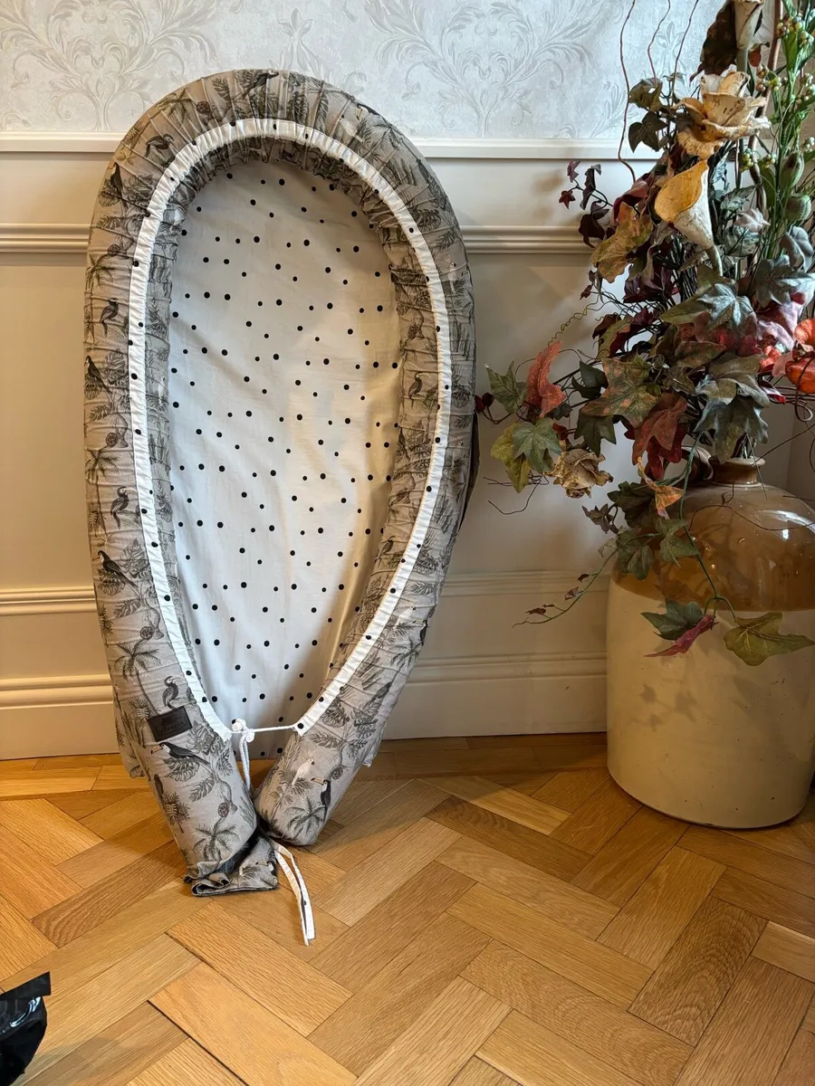 Baby sleeping pod - Image 1