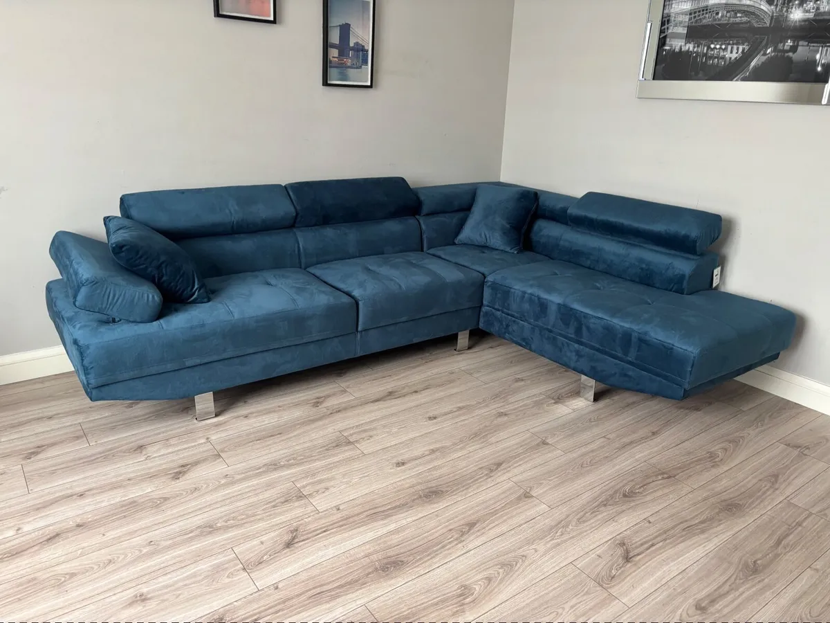 Brand new sofa - Image 1