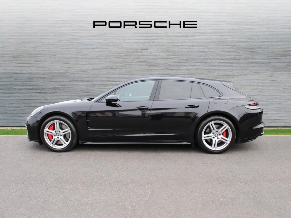 Porsche Panamera 4S E Hybrid - Image 4