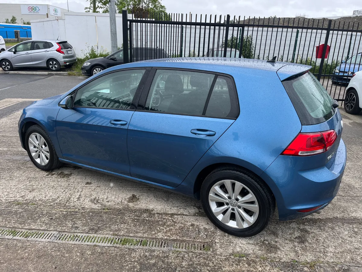 VOLKSWAGEN GOLF 2015, 1.2 TSI 5DR AUTO LOW KMS - Image 4