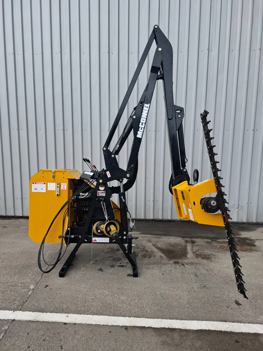 McConnell Hedgecutter PA4745 - Image 2